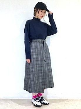 「CONVERSE（コンバース）のアイテム（帽子）」を使った、Right-on 店舗スタッフさん（レディース・160cm）の秋コーディネート