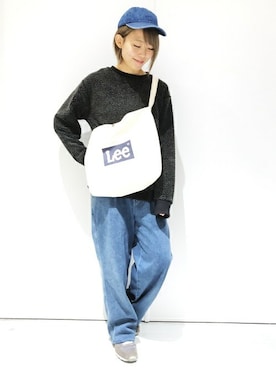 「Lee（リー）のアイテム（バッグ）」を使った、Right-on 店舗スタッフさん（レディース・164cm）の冬コーディネート