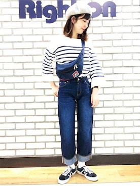 「Dickies（ディッキーズ）のアイテム（トップス）」を使った、Right-on 店舗スタッフさん（レディース・168cm）の冬コーディネート