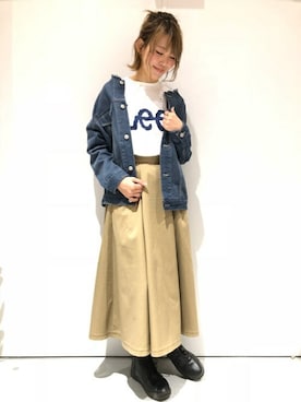 「Lee（リー）のアイテム（スウェット）」を使った、Right-on 店舗スタッフさん（レディース・164cm）の冬コーディネート