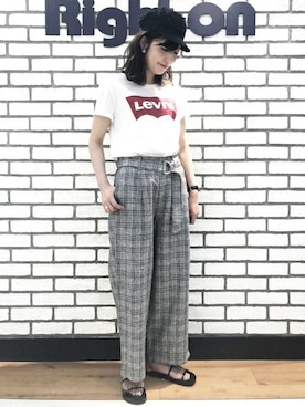 「BACK NUMBER（バックナンバー）のアイテム（シューズ）」を使った、Right-on 店舗スタッフさん（レディース・168cm）の春コーディネート