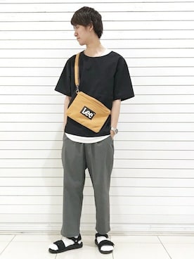 「アイテム（ショルダーバッグ、イエロー系）」を使った、Right-on 店舗スタッフさん（メンズ・182cm）の夏コーディネート