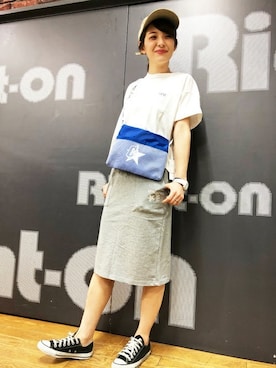 Right-on 店舗スタッフさん（レディース・164cm）の夏コーディネート