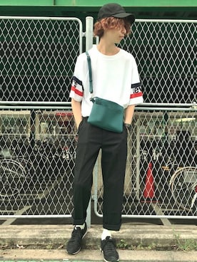 「Levi's（リーバイス）のアイテム（チノパンツ）」を使った、Right-on 店舗スタッフさん（メンズ・175cm）の夏コーディネート