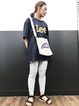 「LEE」｜Right-on 店舗スタッフさん（レディース・157cm）の夏コーディネート