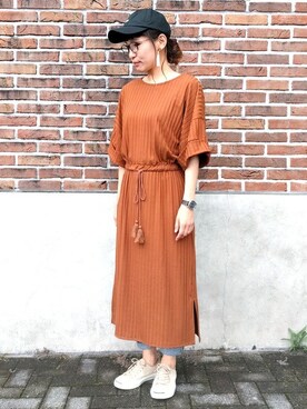 「Right-on（ライトオン）のアイテム（ワンピース/ドレス）」を使った、Right-on 店舗スタッフさん（レディース・165cm）の夏コーディネート