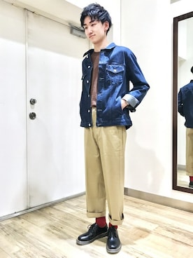 「Levi's（リーバイス）のアイテム（チノパンツ）」を使った、Right-on 店舗スタッフさん（メンズ・175cm）の秋コーディネート