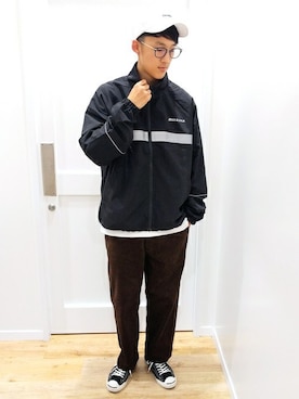 「THRASHER（スラッシャー）のアイテム（帽子）」を使った、Right-on 店舗スタッフさん（メンズ・182cm）の秋コーディネート