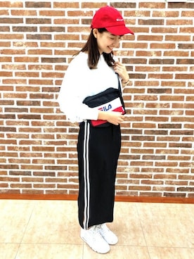 「FILA（フィラ）のアイテム（バッグ）」を使った、Right-on 店舗スタッフさん（レディース・164cm）の秋コーディネート