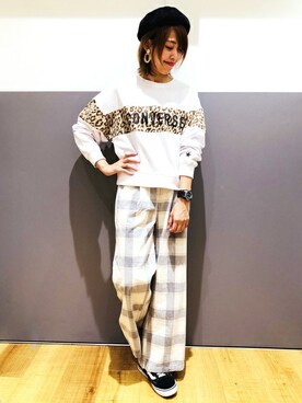 「Right-on（ライトオン）のアイテム（ハンチング/ベレー帽）」を使った、Right-on 店舗スタッフさん（レディース・164cm）の秋コーディネート