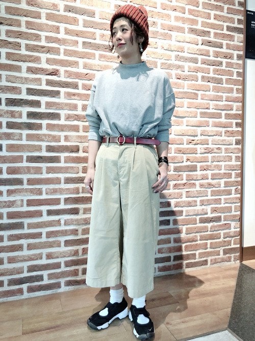 セール】ワイドレッグプリーツクロップ コーデュロイ TRAVERTI