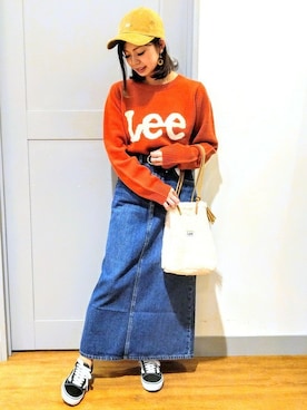 「LEE」｜Right-on 店舗スタッフさん（レディース・155cm）の秋コーディネート