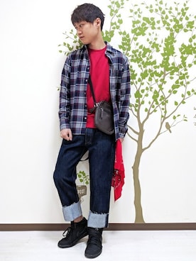 「Levi's」｜「アイテム（スウェット）」を使った、Right-on 店舗スタッフさん（メンズ・170cm）の秋コーディネート