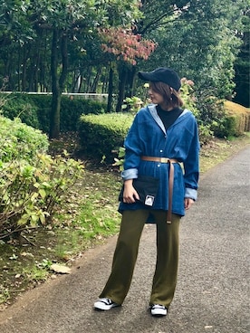 「Lee（リー）のアイテム（キャップ）」を使った、Right-on 店舗スタッフさん（レディース・157cm）の秋コーディネート