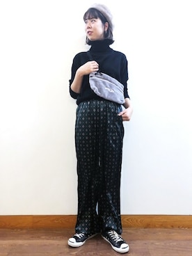 「FILA」｜Right-on 店舗スタッフさん（レディース・170cm）の秋コーディネート