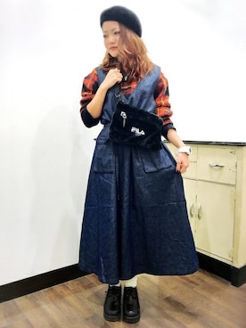 「FILA」｜Right-on 店舗スタッフさん（レディース・155cm）の秋コーディネート
