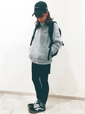 「Levi's」｜「アイテム（キャップ）」を使った、Right-on 店舗スタッフさん（レディース・154cm）の秋コーディネート