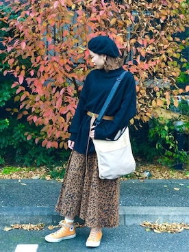 「CONVERSE（コンバース）のアイテム（ショルダーバッグ）」を使った、Right-on 店舗スタッフさん（レディース・157cm）の冬コーディネート