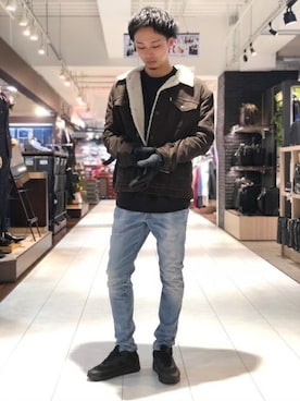 「Levi's（リーバイス）のアイテム（ブルゾン）」を使った、Right-on 店舗スタッフさん（メンズ・173cm）の冬コーディネート