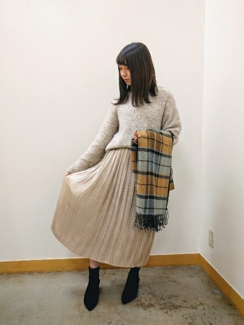 Right On 店舗スタッフ ライトオン Right Onのスカートを使ったコーディネート Wear