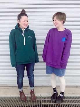 「アイテム（パーカー、グリーン系）」を使った、Right-on 店舗スタッフさん（レディース・153cm）の冬コーディネート