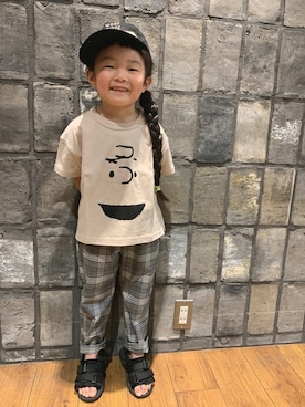 「Right-on（ライトオン）のアイテム（パンツ）」を使った、Right-on 店舗スタッフさん（キッズ・103cm）の春コーディネート