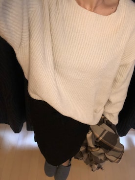 「SCROLLのアイテム」を使った、syr!さん（レディース・168cm）の春コーディネート