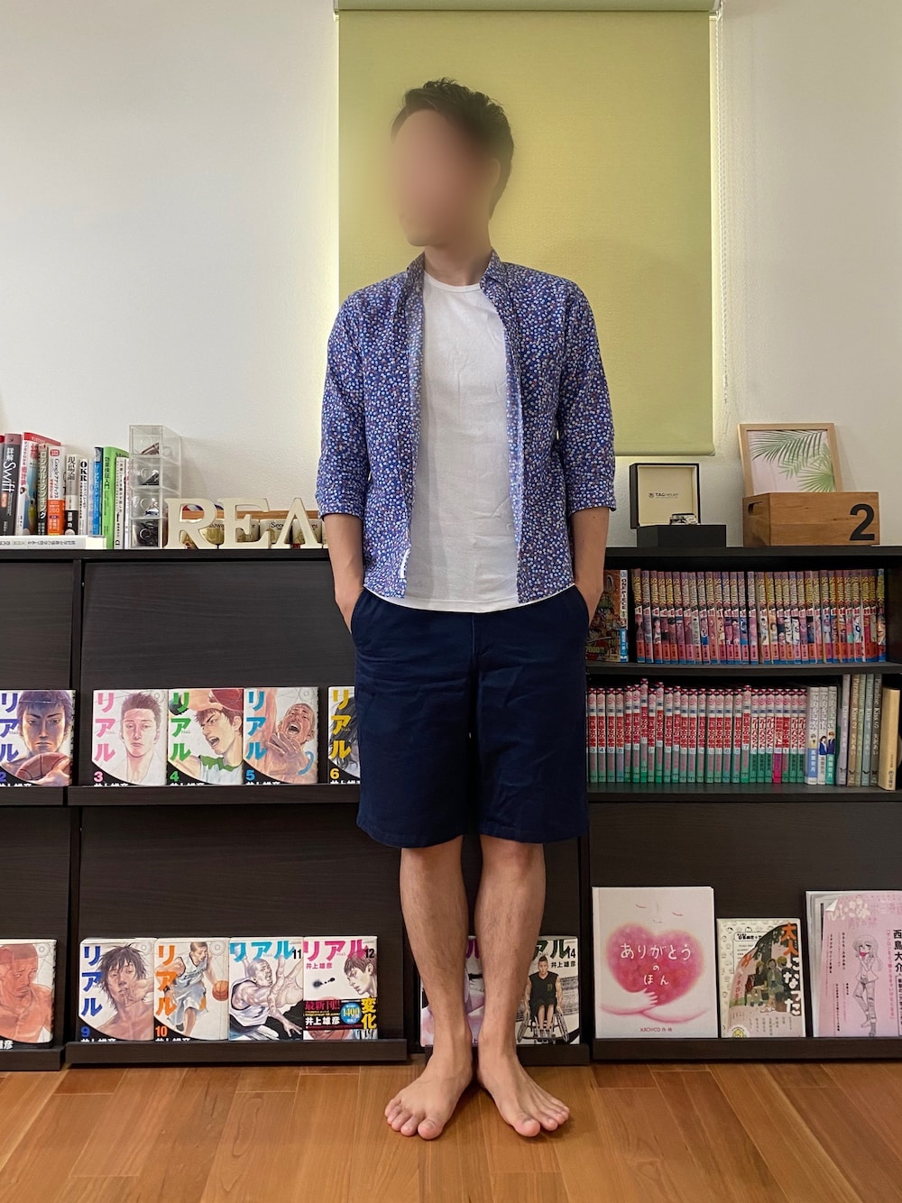 「花柄、シャツスタイル、花柄シャツ、ショーツ、7分袖、GU、ビューティ&ユース ユナイテッドアローズ(BEAUTY&YOUTH UNITED ARROWS)、シンプル、大人カジュアル、キレイめ」｜「GUのアイテム（その他パンツ、ブルー系）」を使った、ひかるさん（メンズ・166cm）の夏コーディネートの1枚目の写真