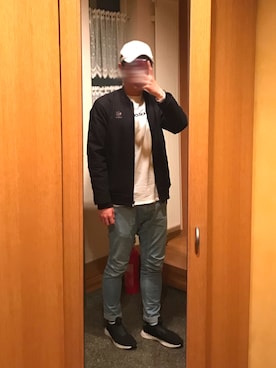 「Reebok（リーボック）のアイテム（MA-1）」を使った、陰キャラリーダー[相互フォロー]さん（メンズ・169cm）の春コーディネート