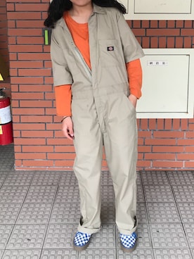 「アイテム（つなぎ/オールインワン、ベージュ系）」を使った、Rosaさん（レディース・155cm）の春コーディネート