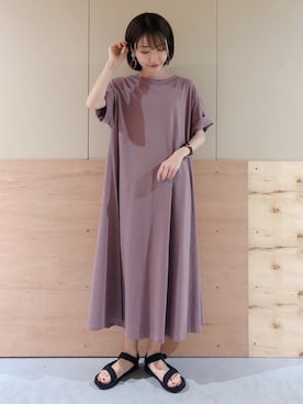 「earth music&ecology（アースミュージックアンドエコロジー）のアイテム（イヤリング）」を使った、Ayanaさん（レディース・156cm）の夏コーディネート