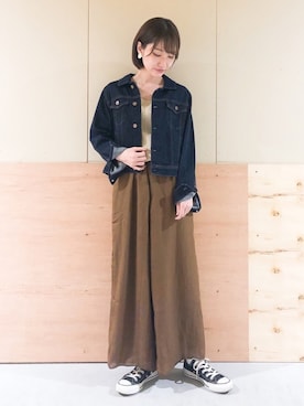 「earth music&ecology（アースミュージックアンドエコロジー）のアイテム（デニムジャケット）」を使った、Ayanaさん（レディース・156cm）の秋コーディネート