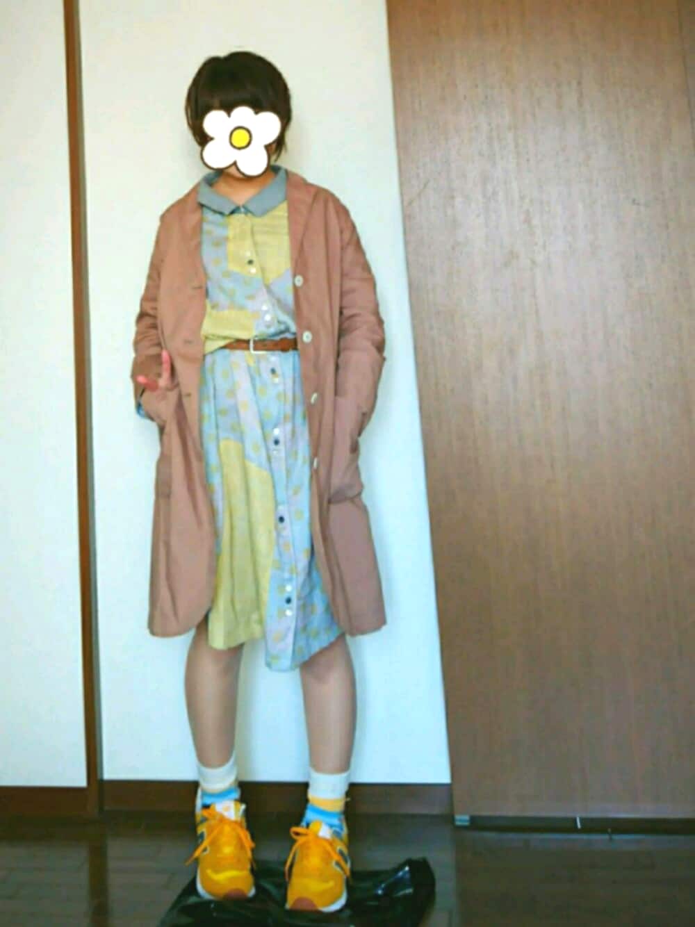 「FRAPBOIS、pou dou dou、春コーデ、カジュアル、WEAR始めました！」｜「POU DOU DOUの40/-ダンプシャツコート（トレンチコート、ブラウン系）」を使った、うめぼしさん（レディース・152cm）の春コーディネートの1枚目の写真