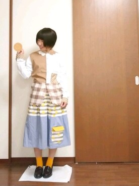 「NIRAME.CO（ニラメッコ）のアイテム（スカート）」を使った、うめぼしさん（レディース・152cm）の春コーディネート