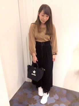 「メチャカリ」｜「アイテム（Tシャツ/カットソー）」を使った、mさん（レディース・159cm）の秋コーディネート