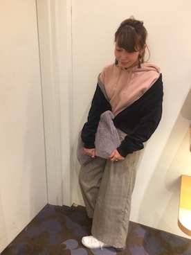 「メチャカリ」｜「アイテム（Tシャツ/カットソー）」を使った、mさん（レディース・159cm）の秋コーディネート