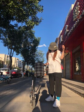 佛系表演艺术家さんのコーディネート