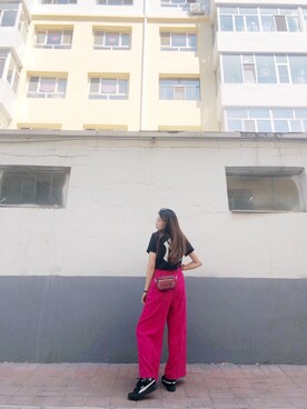 佛系表演艺术家さんのコーディネート