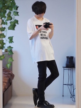 「アイテム（バングル/リストバンド）」を使った、げんじさん（メンズ・175cm・20代）の春コーディネート