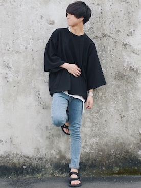 「アイテム（バングル/リストバンド）」を使った、げんじさん（メンズ・175cm・20代）の夏コーディネート