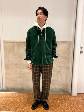 「アイテム（パーカー、ホワイト系）」を使った、ふくさん（メンズ・178cm）の秋コーディネート