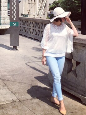 「travel」｜「アイテム（デニムパンツ）」を使った、Elaine Zhongさん（レディース・160cm）の夏コーディネート