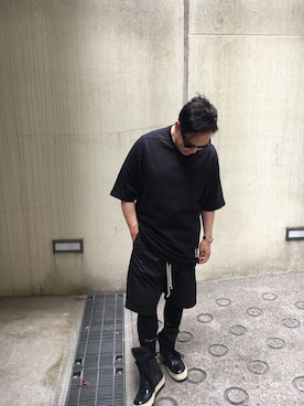 「DRKSHDW by RICK OWENS（ダークシャドウ バイ リックオウエンス）のアイテム（Tシャツ/カットソー）」を使った、nordexpressさん（メンズ・175cm）の春コーディネート