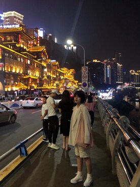 路思琪さんのコーディネート