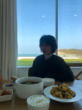 路思琪さんのコーディネート