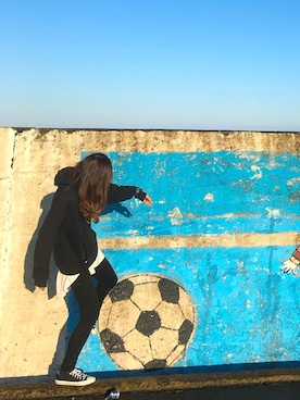 「G-SHOCK（ジーショック）のg-shock mini / GMN-691-1AJF / CASIO Gショックミニ 腕時計（デジタル腕時計）」を使った、えさん（レディース・170cm）の冬コーディネート