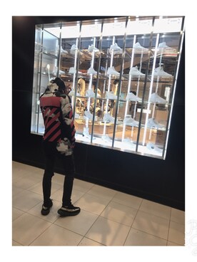 「アイテム（カバーオール、レッド系）」を使った、林承鴻さん（メンズ・173cm）の秋コーディネート