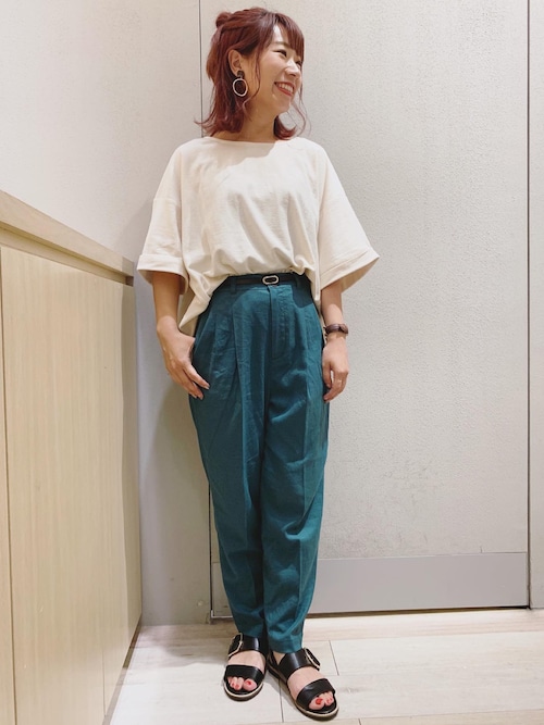 LEPSIM イオンレイクタウンぴんさんのTシャツ/カットソー「ナシジデザインプルオーバー 846231(LEPSIM|レプシィム)」を使ったコーディネート