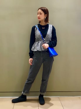 「アイテム（ピアス（両耳用））」を使った、ミヤビさん（レディース・165cm・20代）の春コーディネート