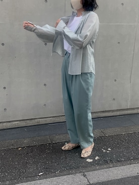 「UNIQLO（ユニクロ）のコットンノースリーブT（T恤/上装、ホワイト系）」を使った、YUKAさん（レディース・157cm）の秋コーディネート